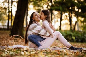 Rocland & Orange County mom with her daughter after a collaborative divorce